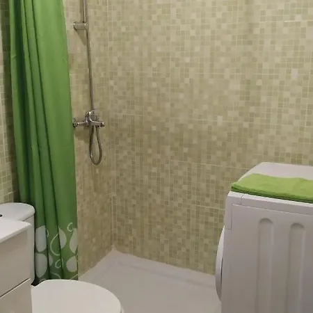 Almudena تورّيفيِخا